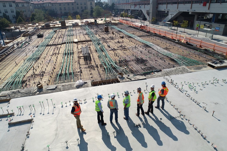 Installation caméra timelapse chantier